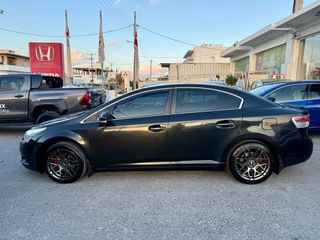 Toyota Avensis 2009-thumb-2