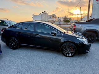 Toyota Avensis 2009-thumb-6