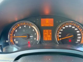 Toyota Avensis 2009-thumb-9