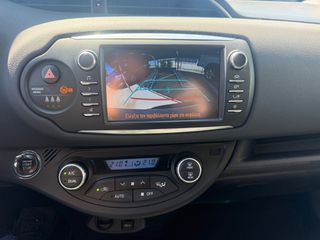 Toyota Yaris 2018 1.5c.c 111 hp Selection Navi 6M/T-thumb-18