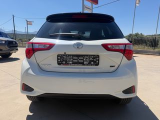 Toyota Yaris 2018 1.5c.c 111 hp Selection Navi 6M/T-thumb-8