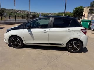 Toyota Yaris 2018 1.5c.c 111 hp Selection Navi 6M/T-thumb-4