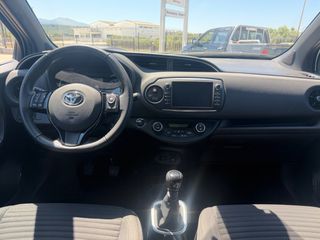 Toyota Yaris 2018 1.5c.c 111 hp Selection Navi 6M/T-thumb-16