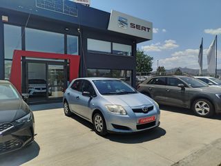 Toyota Auris 2009-thumb-3