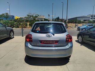 Toyota Auris 2009-thumb-1