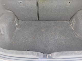 Toyota Auris 2009-thumb-16