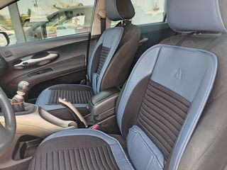 Toyota Auris 2009-thumb-9