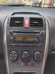 Toyota Auris 2009-thumb-14