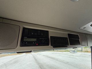 Καρότσα Κουρτίνα Volvo 2015 FM 330 4x2 euro 6-thumb-41