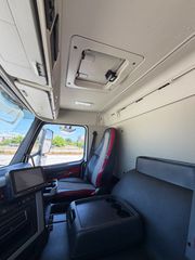 Καρότσα Κουρτίνα Volvo 2015 FM 330 4x2 euro 6-thumb-47