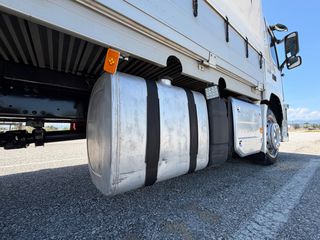 Καρότσα Κουρτίνα Volvo 2015 FM 330 4x2 euro 6-thumb-28