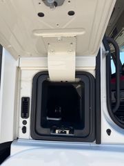 Καρότσα Κουρτίνα Volvo 2015 FM 330 4x2 euro 6-thumb-33