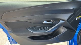 Peugeot 308 2022 1.2 PURETECH 130HP ACTIVE PACK ΕΑΤ8-thumb-16