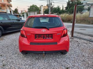 Toyota Yaris 2016-thumb-7