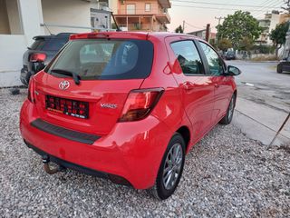 Toyota Yaris 2016-thumb-9