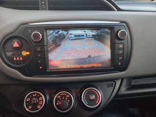 Toyota Yaris 2016-thumb-12