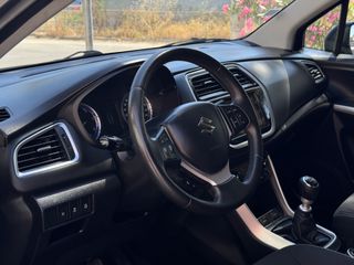 Suzuki SX4 S-Cross 2017 S-Cross 1.6 DDiS All Grip Privilege 4x4-thumb-12