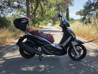 Piaggio Beverly 350 2012-thumb-8