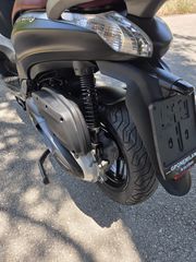 Piaggio Beverly 350 2012-thumb-16