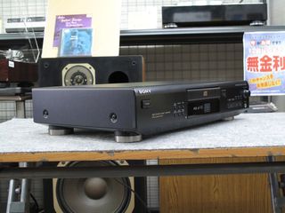 CD PLAYER SONY CDP - XE 500-thumb-4