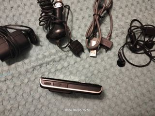Sony Ericsson-thumb-2