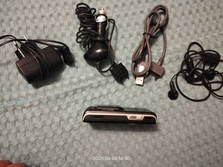Sony Ericsson-thumb-3