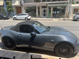 Mazda MX-5 2021-thumb-19