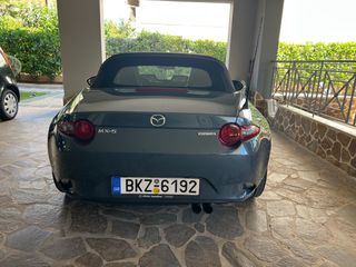 Mazda MX-5 2021-thumb-23