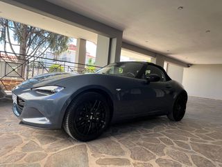 Mazda MX-5 2021-thumb-25
