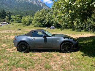 Mazda MX-5 2021-thumb-28