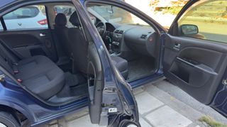 Ford Mondeo 2004-thumb-66