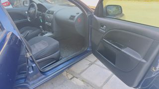 Ford Mondeo 2004-thumb-47