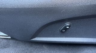 Ford Mondeo 2004-thumb-52