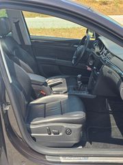 Skoda Superb 2015 FULL EXTRA - PANORAMA-thumb-25