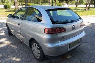 Seat Ibiza 2002-thumb-4