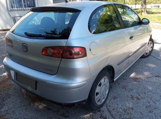 Seat Ibiza 2002-thumb-5