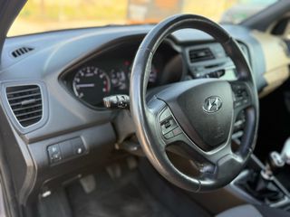 Hyundai i 20 2018 Passion 1.0-thumb-10