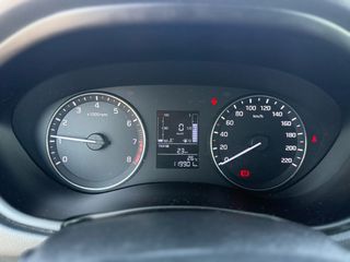 Hyundai i 20 2018 Passion 1.0-thumb-13
