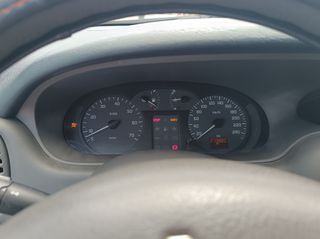 Renault Scenic 2000-thumb-10