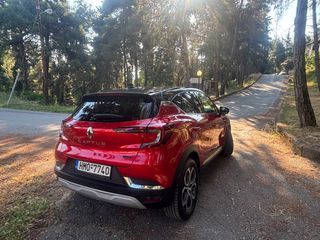 Renault Captur 2023 E tech plug in-thumb-4