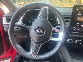Renault Captur 2023 E tech plug in-thumb-37