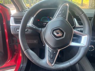 Renault Captur 2023 E tech plug in-thumb-44
