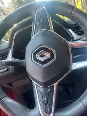 Renault Captur 2023 E tech plug in-thumb-13