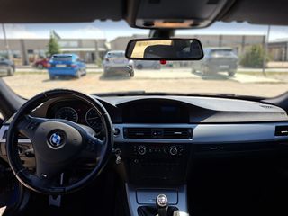 Bmw 320 2010 E90 320 LCI M PACK-thumb-9