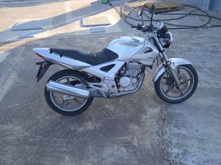 Honda CBF 250 2007-thumb-1