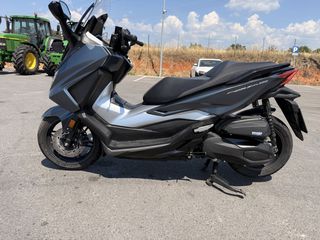 Honda Forza 350 2023-thumb-1