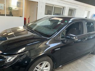 Toyota Corolla 2022 HYBRID 1.8(ΠΩΛΕΙΤΑΙ Η ΑΔΕΙΑ ΚΑΙ ΤΟ ΟΧΗΜΑ)-thumb-2