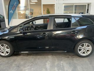 Toyota Corolla 2022 HYBRID 1.8(ΠΩΛΕΙΤΑΙ Η ΑΔΕΙΑ ΚΑΙ ΤΟ ΟΧΗΜΑ)-thumb-4