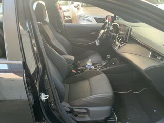 Toyota Corolla 2022 HYBRID 1.8(ΠΩΛΕΙΤΑΙ Η ΑΔΕΙΑ ΚΑΙ ΤΟ ΟΧΗΜΑ)-thumb-10