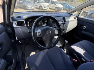Nissan Tiida 2011-thumb-14